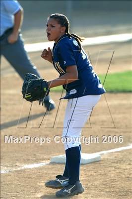 Thumbnail 3 in Chaminade vs Warren (D4 Section Final) photogallery.