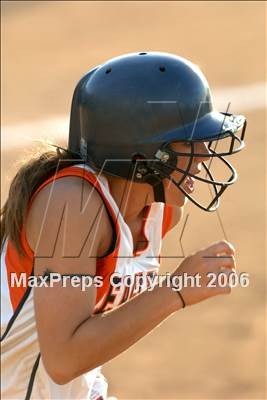 Thumbnail 1 in Chaminade vs Warren (D4 Section Final) photogallery.