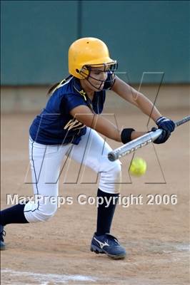 Thumbnail 2 in Chaminade vs Warren (D4 Section Final) photogallery.