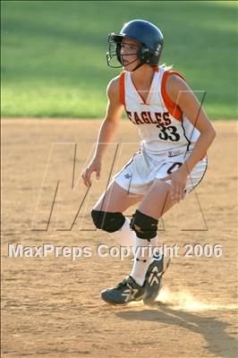 Thumbnail 3 in Chaminade vs Warren (D4 Section Final) photogallery.