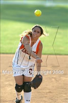 Thumbnail 2 in Chaminade vs Warren (D4 Section Final) photogallery.