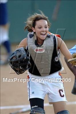 Thumbnail 2 in Chaminade vs Warren (D4 Section Final) photogallery.