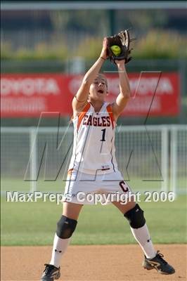 Thumbnail 3 in Chaminade vs Warren (D4 Section Final) photogallery.