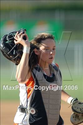 Thumbnail 2 in Chaminade vs Warren (D4 Section Final) photogallery.