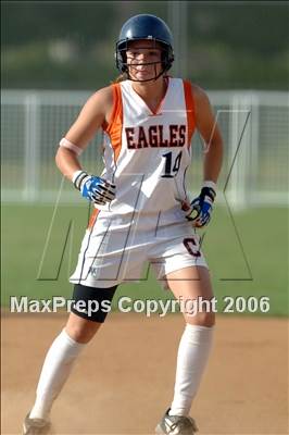 Thumbnail 1 in Chaminade vs Warren (D4 Section Final) photogallery.