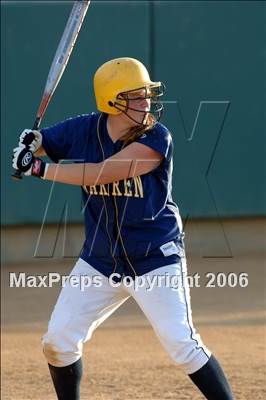 Thumbnail 1 in Chaminade vs Warren (D4 Section Final) photogallery.