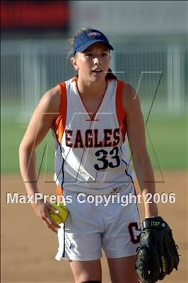 Thumbnail 1 in Chaminade vs Warren (D4 Section Final) photogallery.