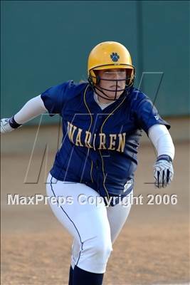 Thumbnail 3 in Chaminade vs Warren (D4 Section Final) photogallery.