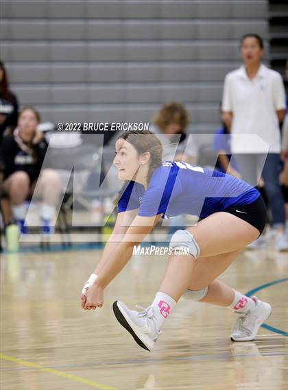 Thumbnail 3 in Orange Glen @ Del Lago Academy photogallery.