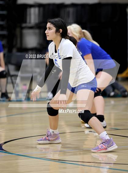 Thumbnail 3 in Orange Glen @ Del Lago Academy photogallery.