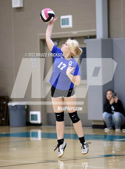 Thumbnail 2 in Orange Glen @ Del Lago Academy photogallery.