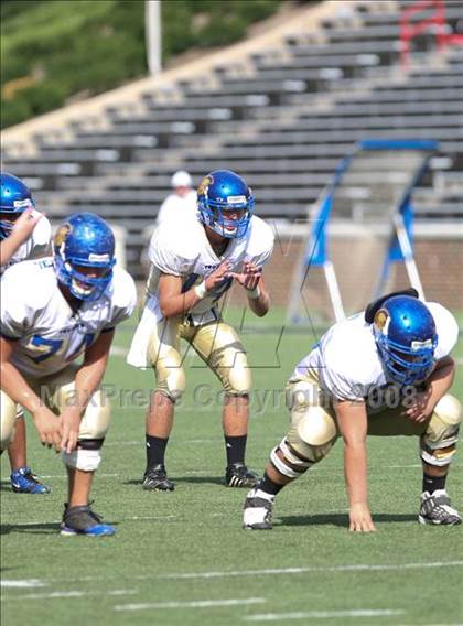 Thumbnail 3 in Findlay @ Archbishop Moeller photogallery.