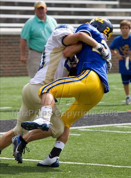 Thumbnail 3 in Findlay @ Archbishop Moeller photogallery.