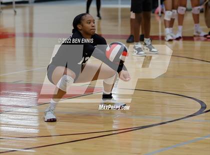 Thumbnail 3 in Woodward Academy @ Jonesboro photogallery.