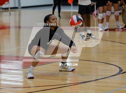 Thumbnail 1 in Woodward Academy @ Jonesboro photogallery.