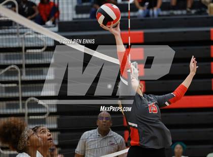 Thumbnail 2 in Woodward Academy @ Jonesboro photogallery.