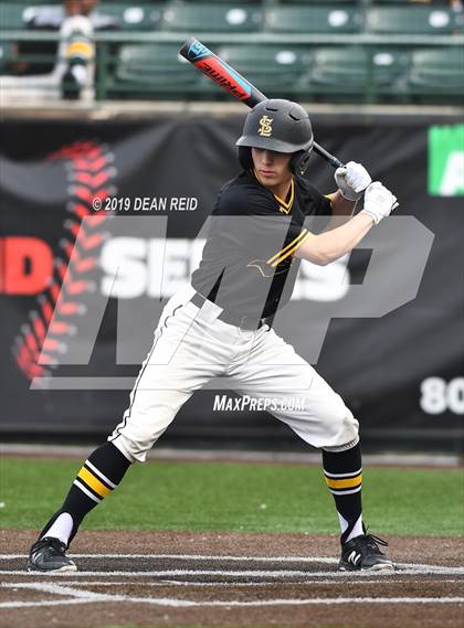 Thumbnail 1 in Morris @ St. Laurence (IHSA 3A Sectional Semifinal) photogallery.
