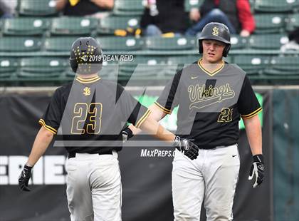 Thumbnail 2 in Morris @ St. Laurence (IHSA 3A Sectional Semifinal) photogallery.