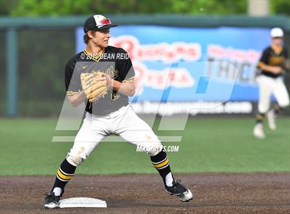 Thumbnail 1 in Morris @ St. Laurence (IHSA 3A Sectional Semifinal) photogallery.