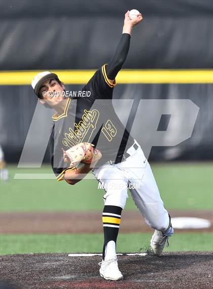 Thumbnail 3 in Morris @ St. Laurence (IHSA 3A Sectional Semifinal) photogallery.