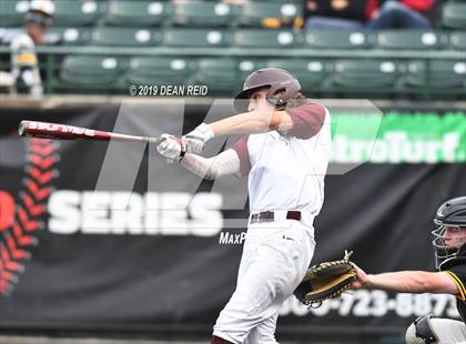 Thumbnail 2 in Morris @ St. Laurence (IHSA 3A Sectional Semifinal) photogallery.