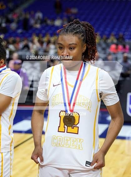 Thumbnail 1 in Summer Creek vs. Duncanville (UIL 6A Basketball Semifinal Medal Ceremony) photogallery.