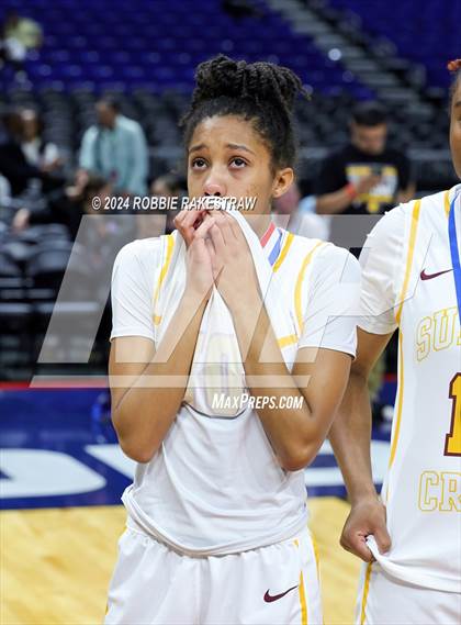 Thumbnail 2 in Summer Creek vs. Duncanville (UIL 6A Basketball Semifinal Medal Ceremony) photogallery.