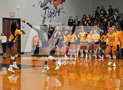 Thumbnail 2 in Cypress Ranch vs Klein Collins photogallery.