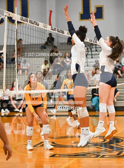 Thumbnail 3 in Cypress Ranch vs Klein Collins photogallery.