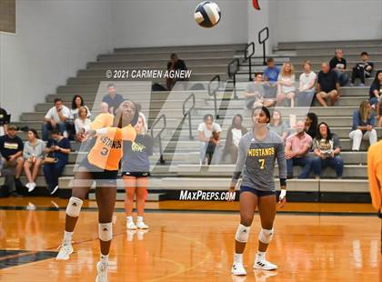 Thumbnail 3 in Cypress Ranch vs Klein Collins photogallery.