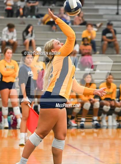 Thumbnail 2 in Cypress Ranch vs Klein Collins photogallery.