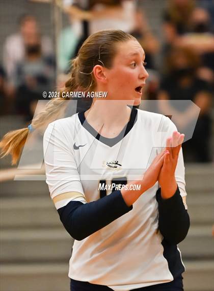 Thumbnail 2 in Cypress Ranch vs Klein Collins photogallery.