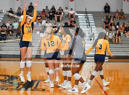 Thumbnail 2 in Cypress Ranch vs Klein Collins photogallery.