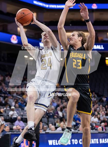 Thumbnail 3 in Foothill vs. Elk Grove (CIF Division II Championship) photogallery.