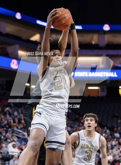 Thumbnail 2 in Foothill vs. Elk Grove (CIF Division II Championship) photogallery.