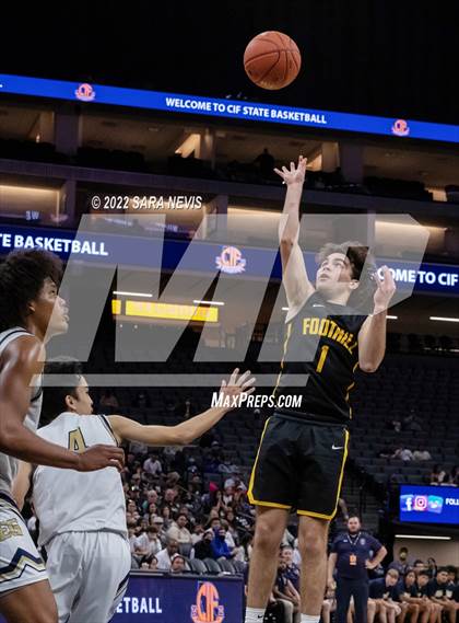 Thumbnail 2 in Foothill vs. Elk Grove (CIF Division II Championship) photogallery.