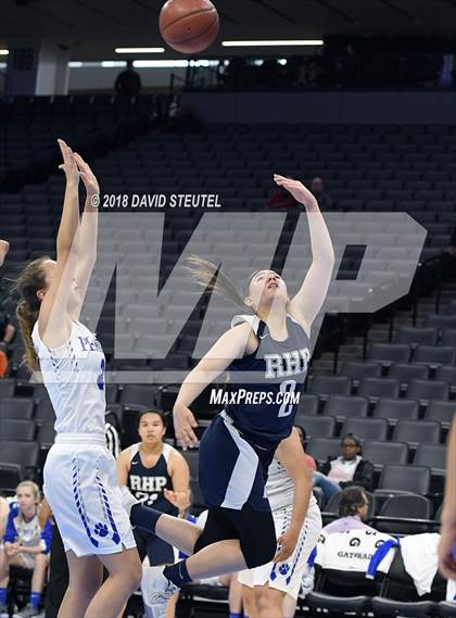 Thumbnail 3 in Rolling Hills Prep vs. Woodside Priory (CIF State D4 Final) photogallery.