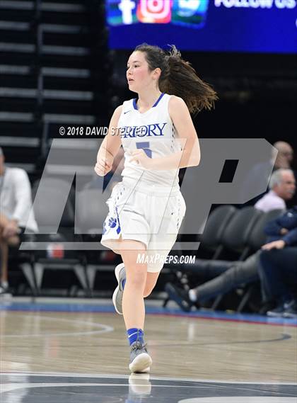 Thumbnail 3 in Rolling Hills Prep vs. Woodside Priory (CIF State D4 Final) photogallery.