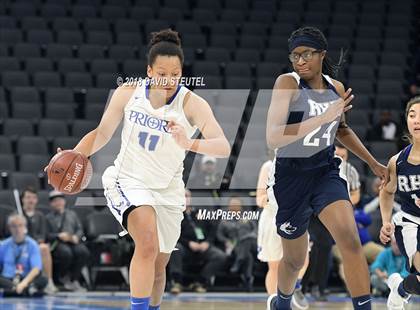 Thumbnail 3 in Rolling Hills Prep vs. Woodside Priory (CIF State D4 Final) photogallery.