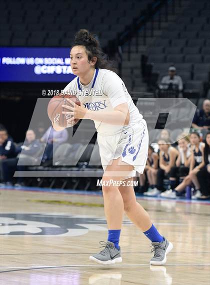 Thumbnail 2 in Rolling Hills Prep vs. Woodside Priory (CIF State D4 Final) photogallery.