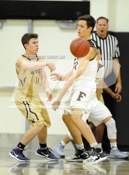 Thumbnail 2 in West @ Foothill photogallery.