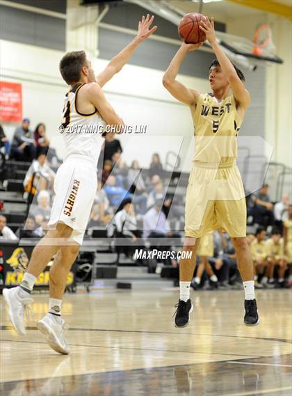 Thumbnail 3 in West @ Foothill photogallery.
