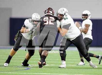 Thumbnail 2 in Poteet vs. Aledo (UIL 5A Semifinal) photogallery.
