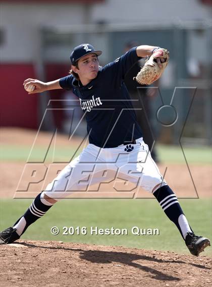 Thumbnail 3 in Loyola vs Damien (Boras Classic - South) photogallery.