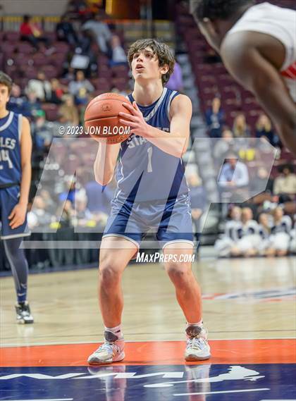 Thumbnail 3 in Staples vs. St. Bernard (CIAC Div II Final) photogallery.