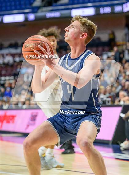 Thumbnail 2 in Staples vs. St. Bernard (CIAC Div II Final) photogallery.