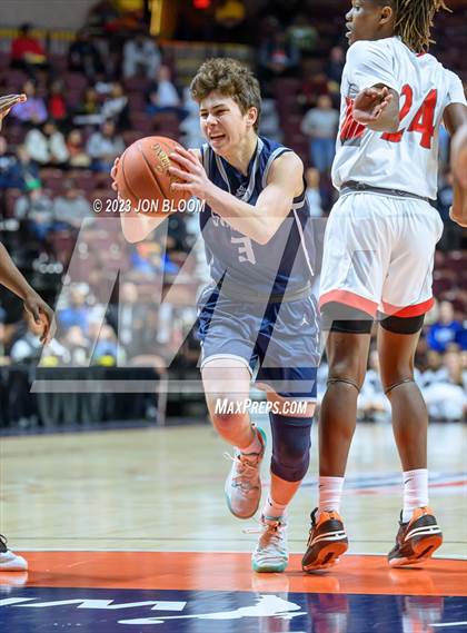 Thumbnail 1 in Staples vs. St. Bernard (CIAC Div II Final) photogallery.