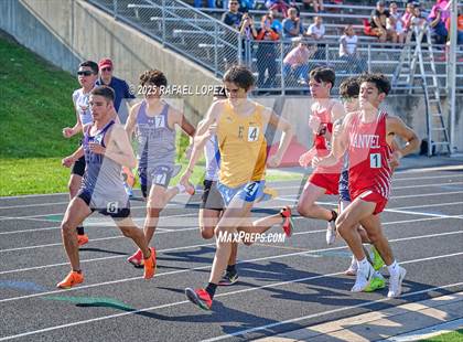 Thumbnail 3 in UIL 6A Track & Field Area 21&22 (1600M) photogallery.