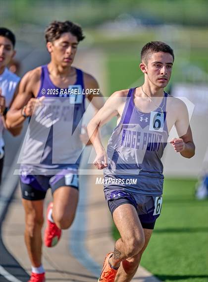 Thumbnail 3 in UIL 6A Track & Field Area 21&22 (1600M) photogallery.