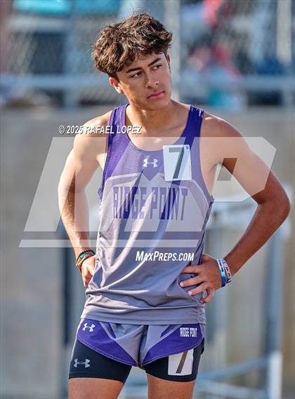 Thumbnail 3 in UIL 6A Track & Field Area 21&22 (1600M) photogallery.